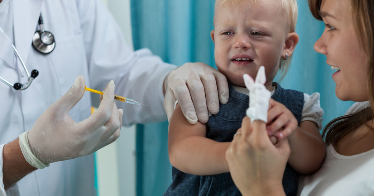 فواید تزریق واکسن در سنین پایین