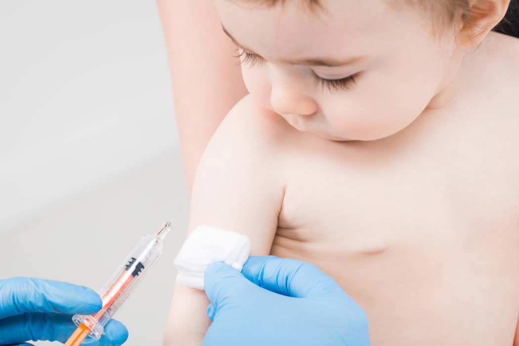 واکسیناسیون اطفال